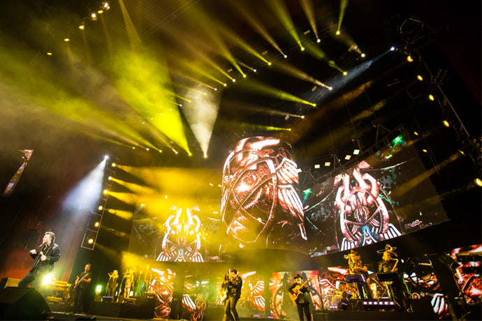 Almost 800 ADJ AV2X Video Panels On Tour With Emmanuel & Mijares