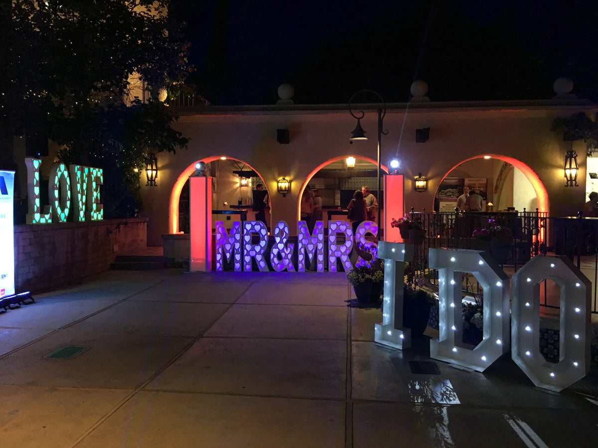 Decor MRMRS (Letters)