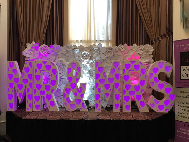 Decor MRMRS (Letters)